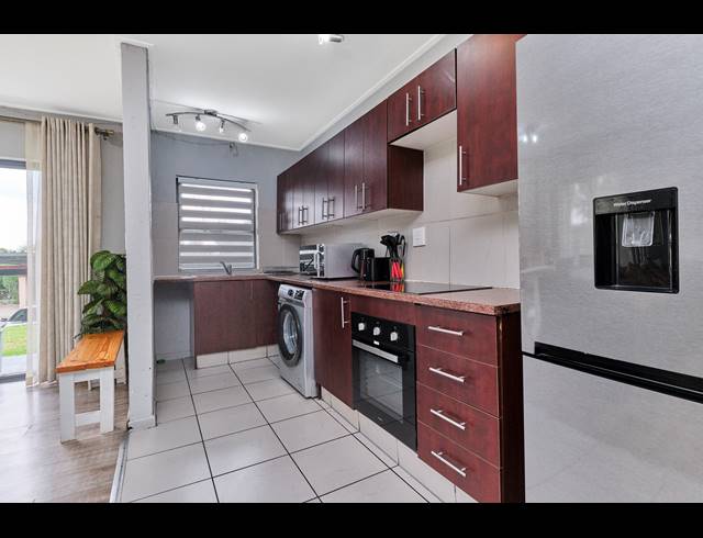 2 BEDROOM APARTMENT FOR SALE IN JACKAL CREEK GOLF ESTATE